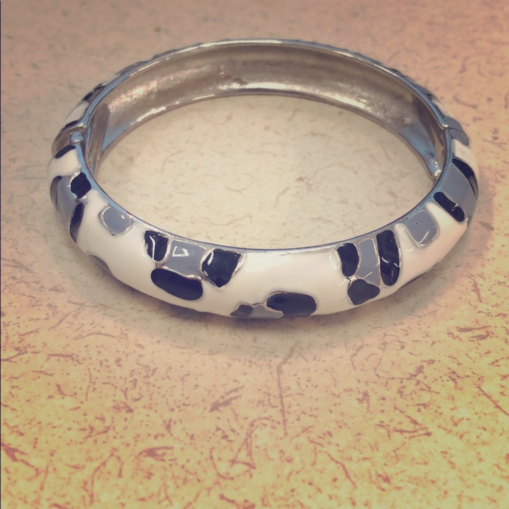 Express leopard print bangle